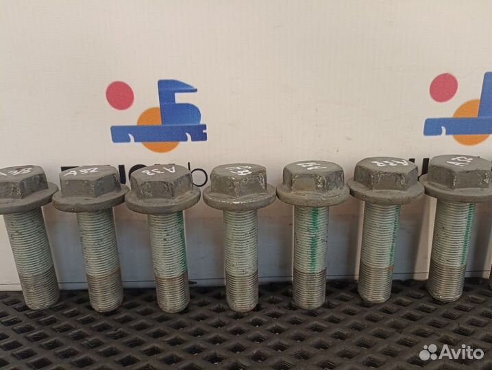 000000005574 Комплект болтов ступицы передней