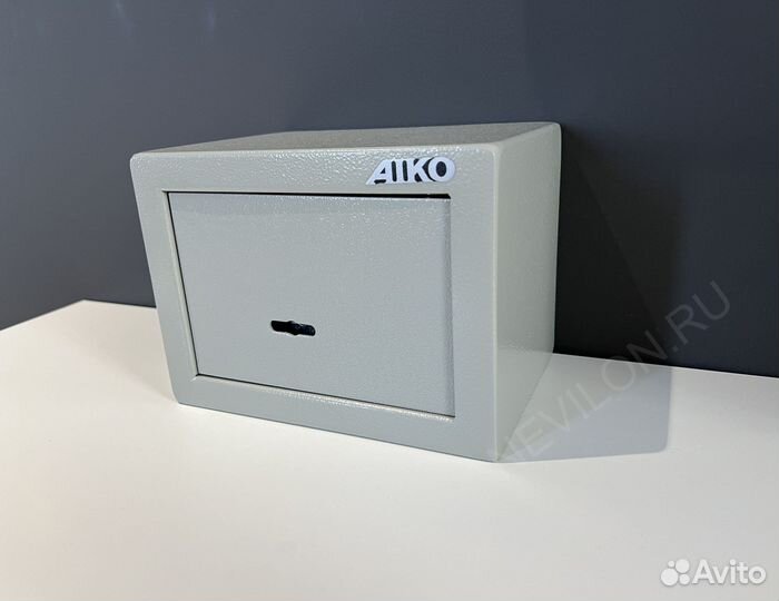 Сейф домашний маленький