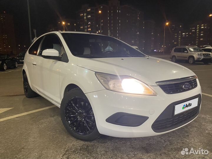 Ford Focus 1.6 МТ, 2010, 266 250 км
