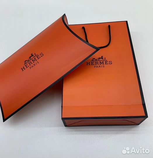 Брендовые пакеты коробки