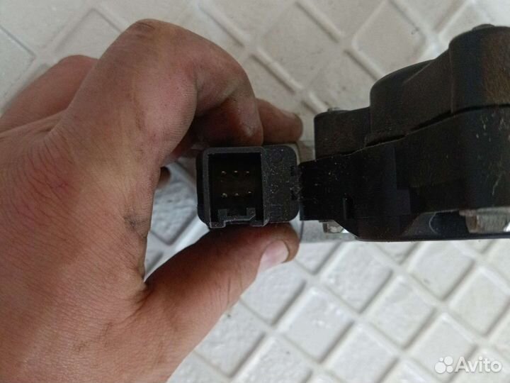 Стеклоподъемник задний левый Mazda 3 bk