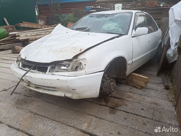Toyota Corolla 1.5 AT, 2000, 200 000 км