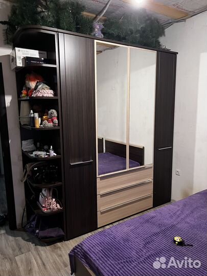 Спальный гарнитур, кровать, угловой шкаф, матрас