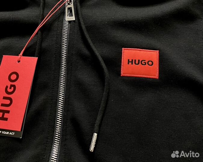 Спортивный мужской костюм Hugo Boss на молнии