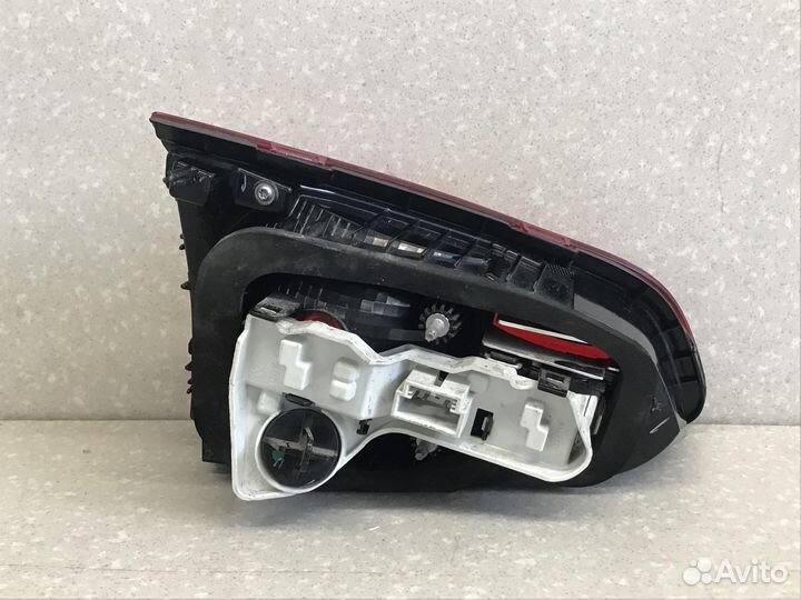 Фонарь задний внутренний правый VW Golf VII 2012