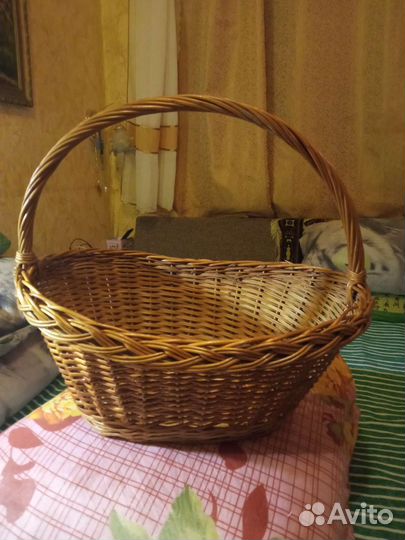 Корзина плетеная большая