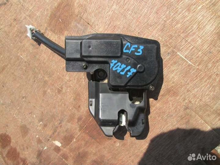 Замок крышки багажника Honda Torneo CF3 F18B