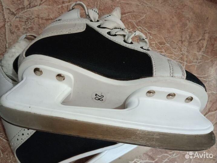 Коньки р28