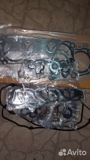 Комплект прокладок двигателя 6G72