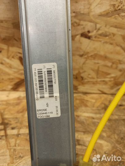 Стеклоподъемник передний левый LADA Vesta