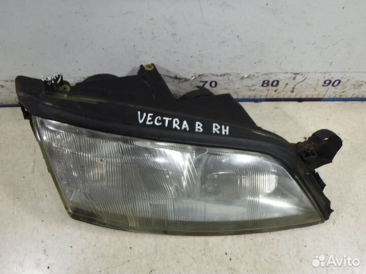 Фара правая Opel Vectra B