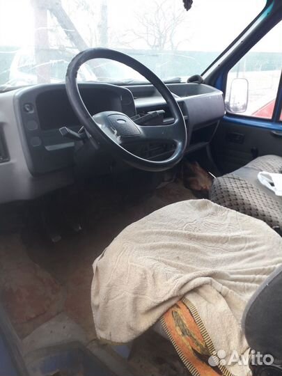 Ford Transit цельнометаллический, 1990