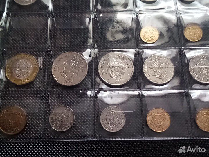 Наборы монет Мозамбик, Сейшелы, Франции, Тайланд