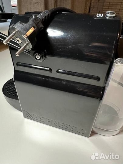 Капсульная кофемашина De'Longhi Nespresso Inissia