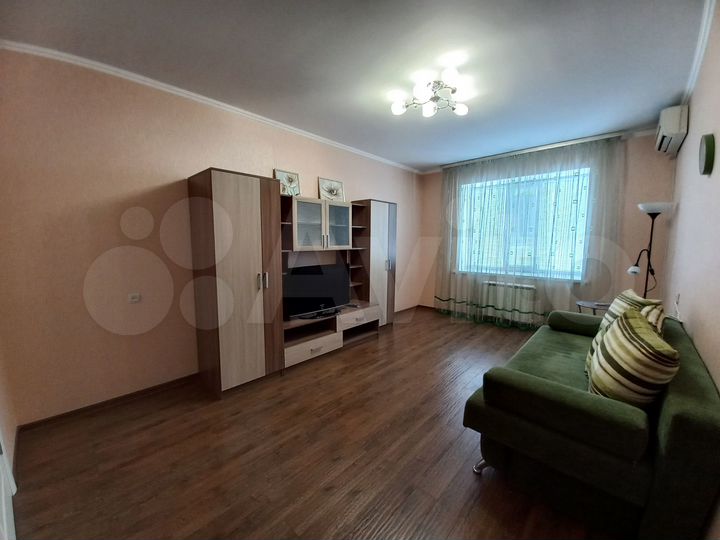 1-к. квартира, 45 м², 6/10 эт.