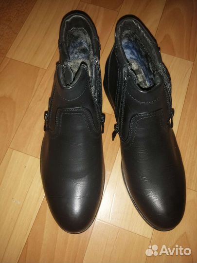 Ботинки демисезонные для мальчика новые