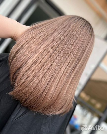 Окрашивание волос и стрижка волос