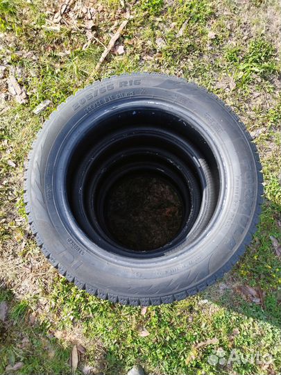 Pirelli Formula Ice 205/55 R16 91T