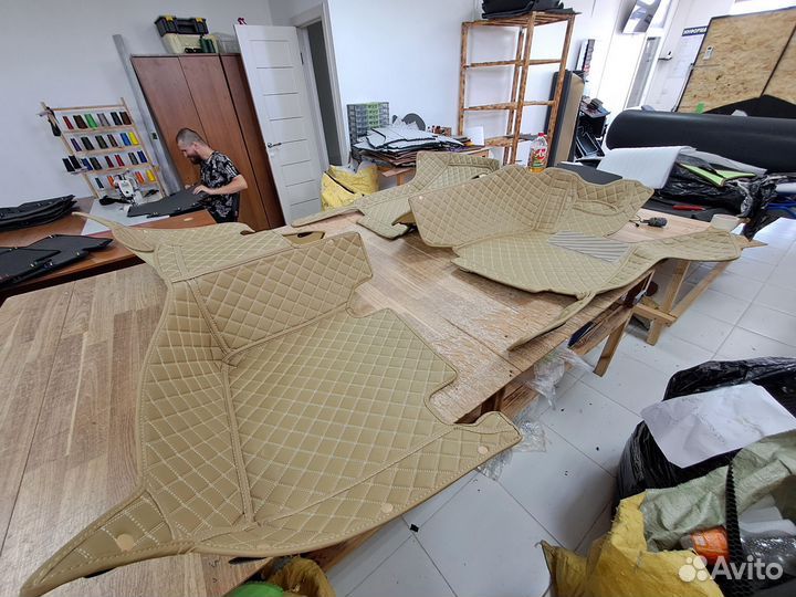 Коврики из экокожи Toyota Crown S210