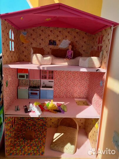 Домик кукольный