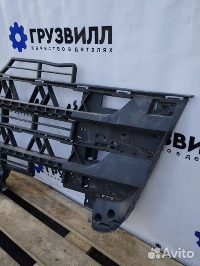 Решетка радиатора Mercedes Actros MP4 A9618850253