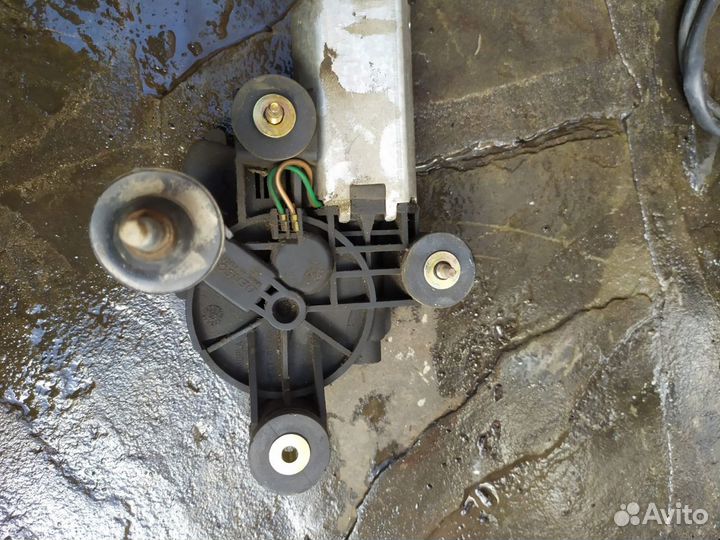 Мотор дворника заднего Fiat Stilo 1.6л