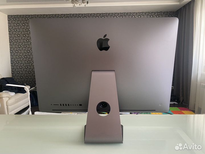 iMac Pro 2017, Xeon 8C, 32GB, 1TB, Vega 56 8GB