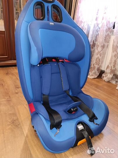 Автокресло chicco 1/2/3 (9-36 кг)