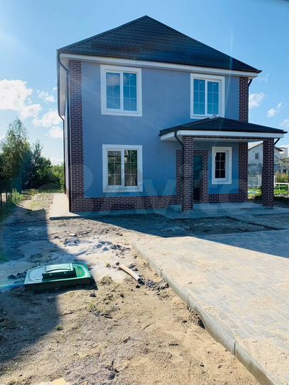 Дом 163 м² на участке 4,5 сот.