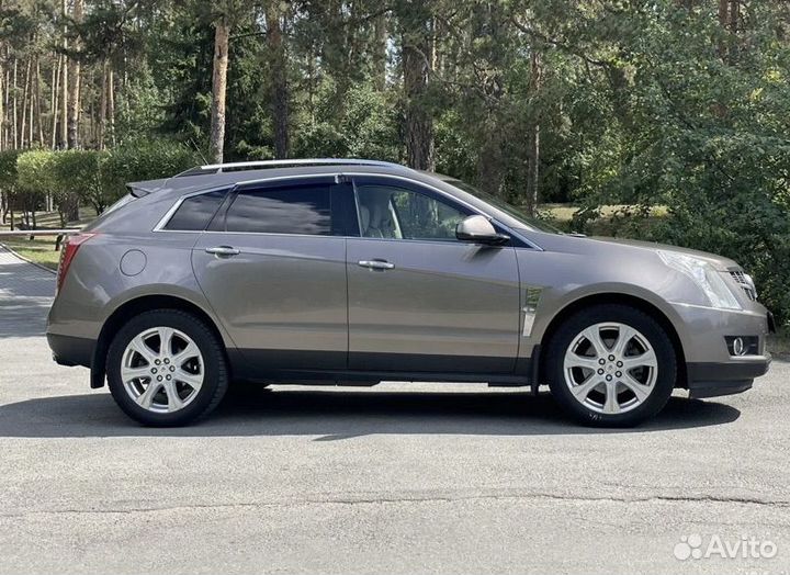 Cadillac SRX 3.0 AT, 2011, 236 000 км