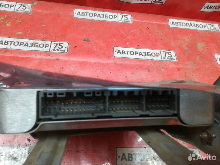 Блок управления двс Toyota Corolla AE100 5AFE