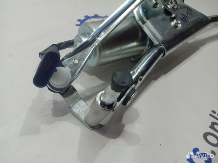 Трапеции стеклоочистителей в сборе LADA Granta 10м