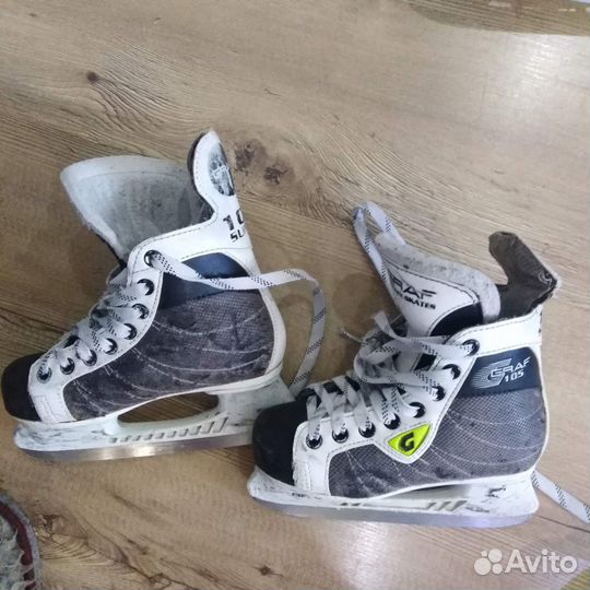 Коньки хоккейные