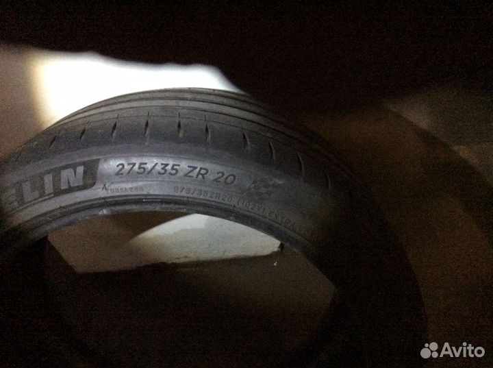 Michelin Pilot Sport 4 S 275/35 R20 и 285/35 R20
