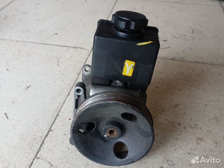 Запчасти на mercedes 605 ом 602ом