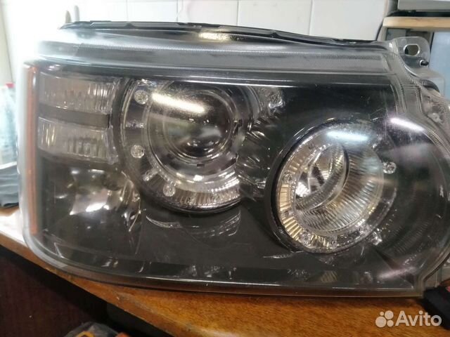 Правая фара range Rover sport 2011г