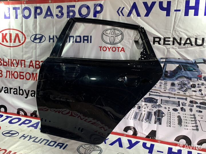 Задняя левая Kia Optima 4