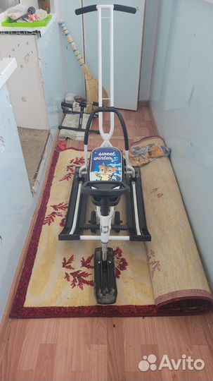 Детский снегокат с колесами