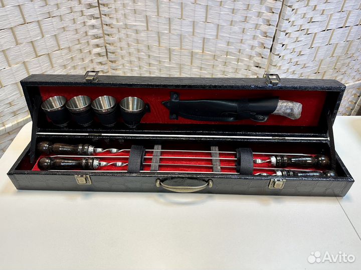 Шампуры в подарочном наборе