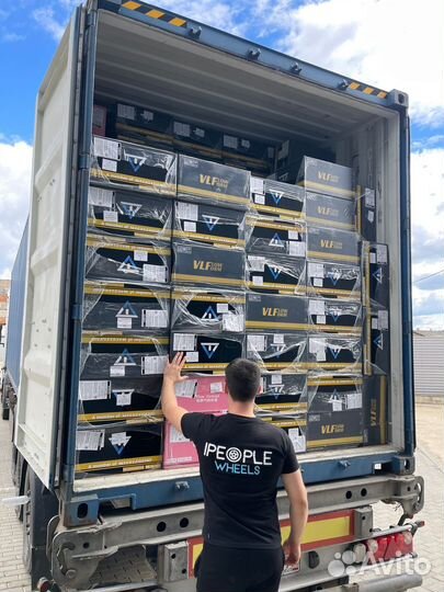 Диски Audi R21 новые