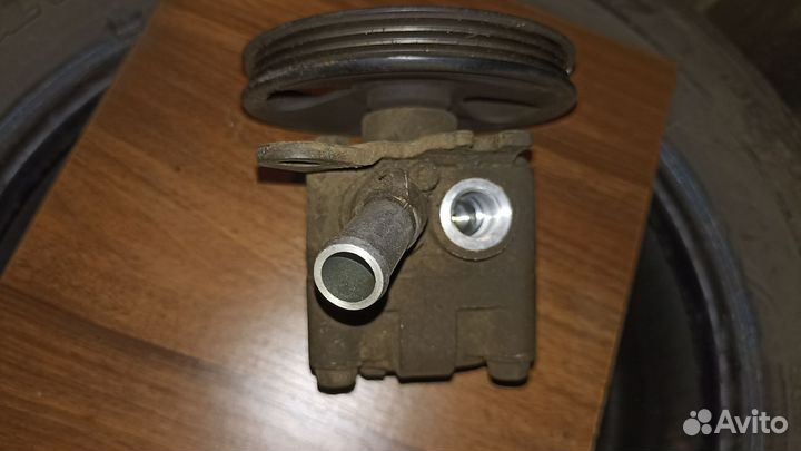 Насос гур nissan sunny B15