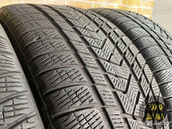 Pirelli Scorpion Winter RFT 285/45 R21 113V