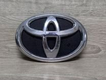 Эмблема передняя Toyota Camry XV40 2007