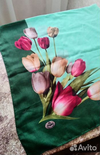 Платок женский новый