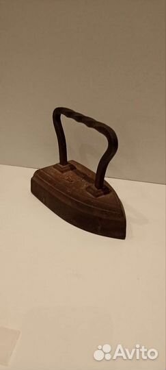 Утюг чугунный старинный