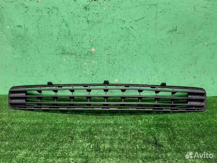 Решетка бампера Mercedes Benz C-Class W204 2008