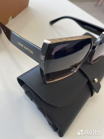 Солнцезащитные очки louis vuitton