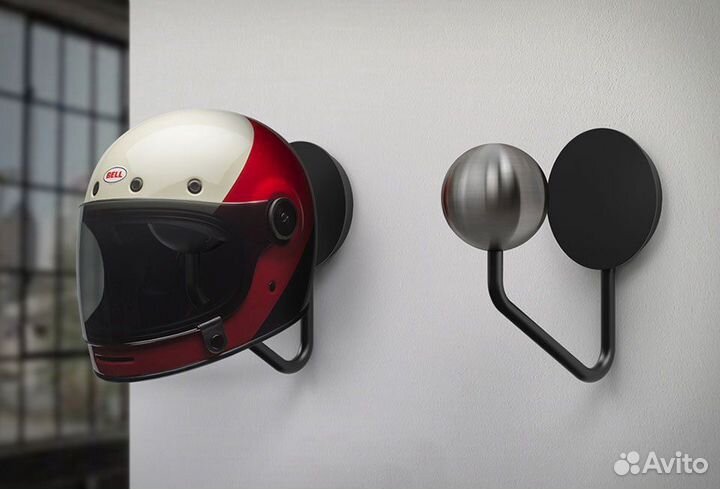 Держатель настенный для мотошлема