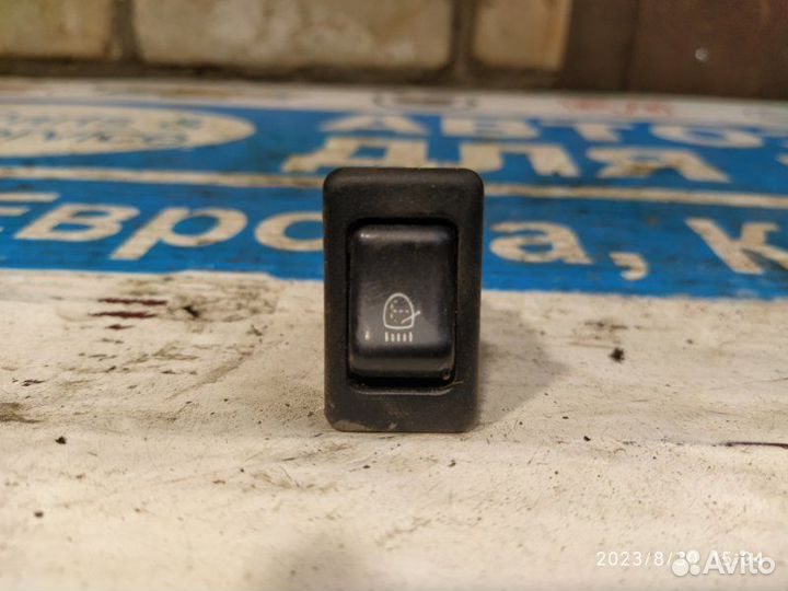 Кнопка омывателя фар Nissan Maxima A33 00-06