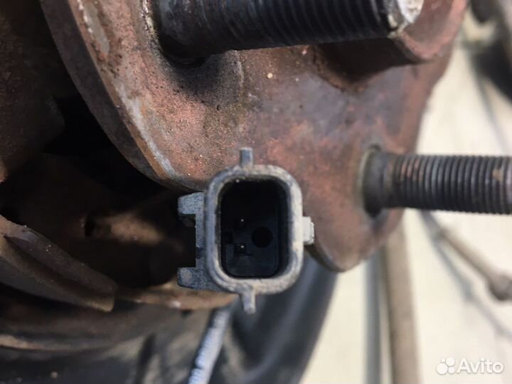 Nissan Qashqai j10 Ступица задняя левая